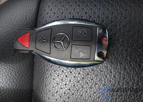 2010 Mercedes-Benz C 300 Luxury 4Matic/Sport 4Matic from USA, damaged, VIN WDDGF8BB8AF482389